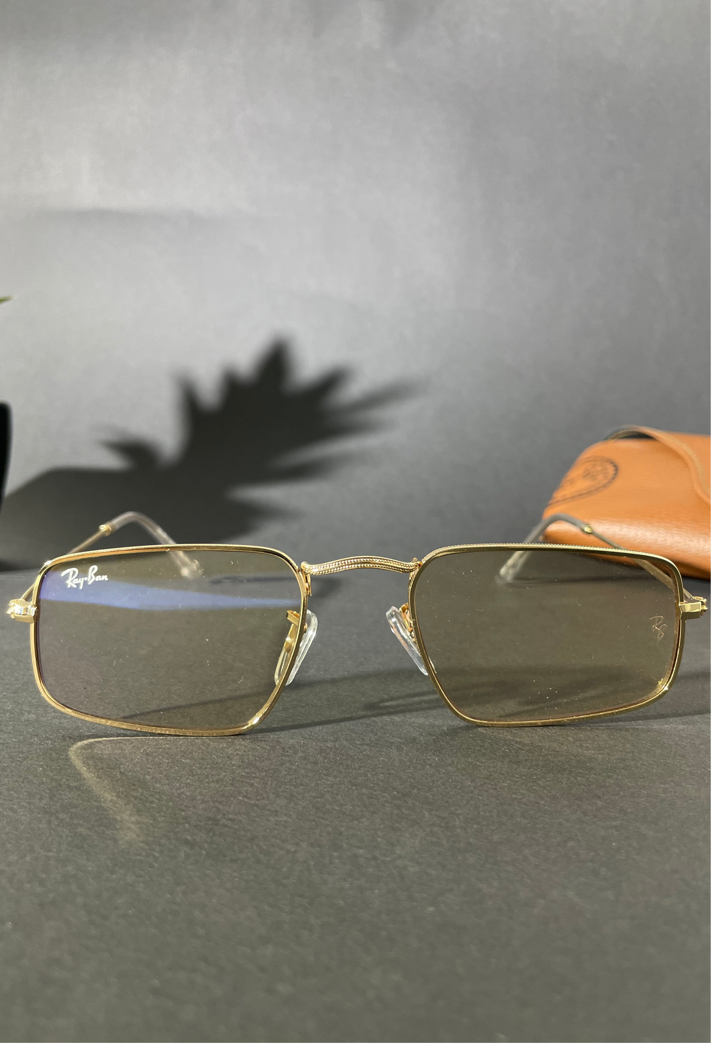 Lunette Ray-Ban doré